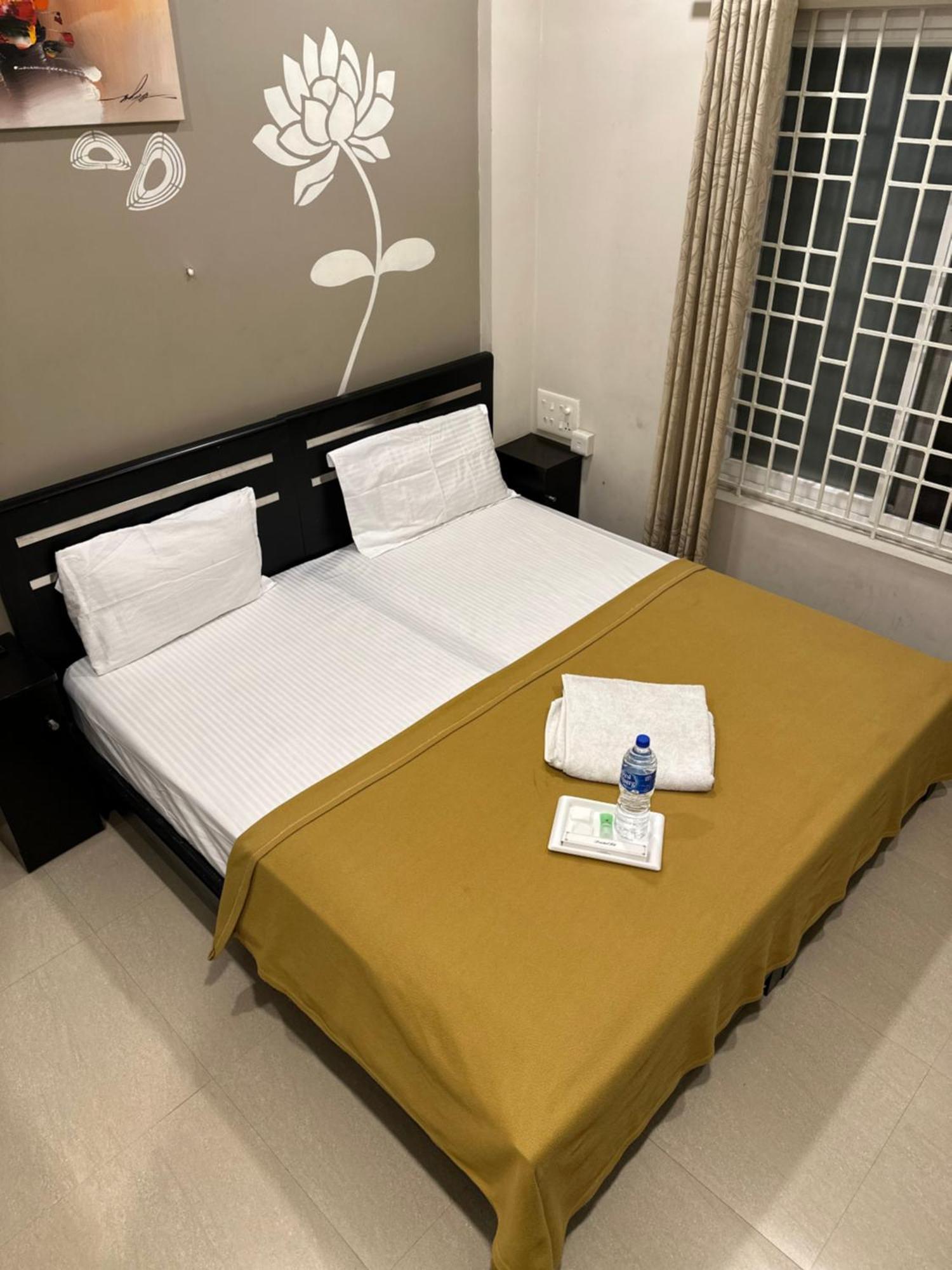 Metro Residency Ξενοδοχείο Kochi Εξωτερικό φωτογραφία