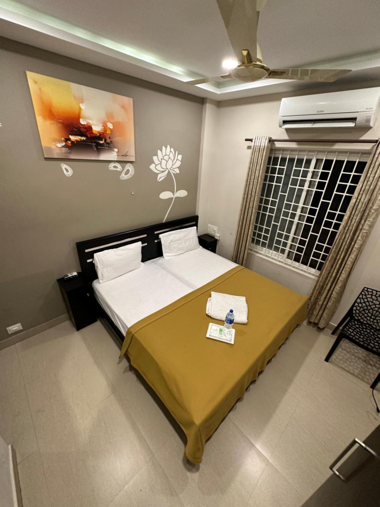Metro Residency Ξενοδοχείο Kochi Εξωτερικό φωτογραφία