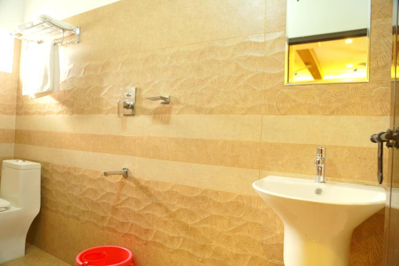 Metro Residency Ξενοδοχείο Kochi Εξωτερικό φωτογραφία