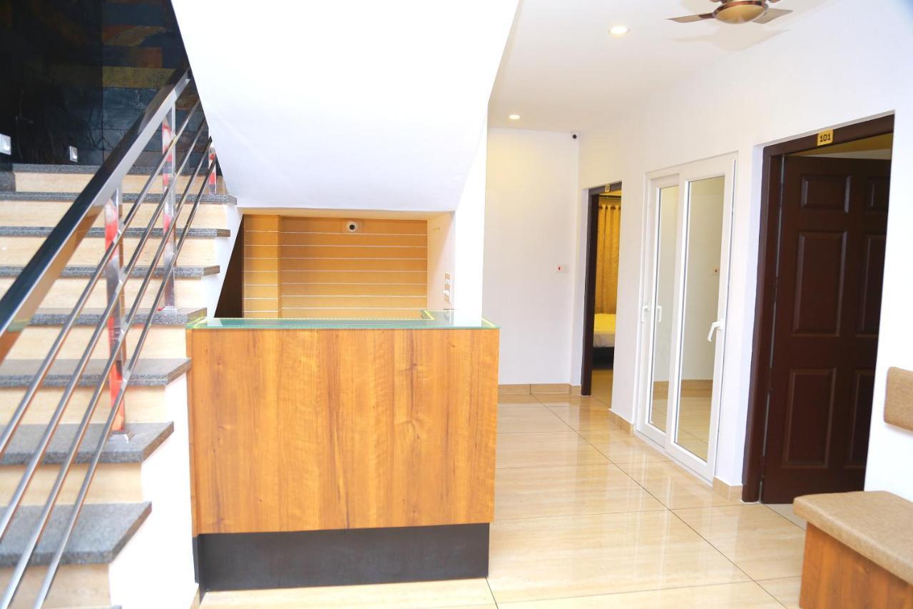 Metro Residency Ξενοδοχείο Kochi Εξωτερικό φωτογραφία